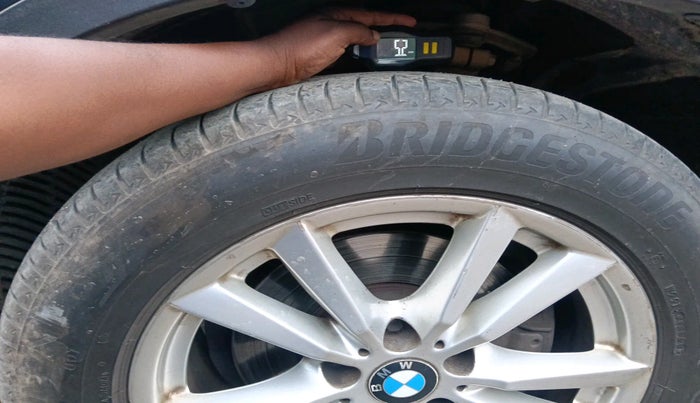 2016 BMW X5 XDRIVE 30 D, Diesel, Automatic, 1,17,533 km, tyre