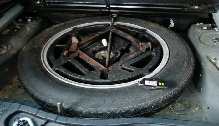 2016 BMW X5 XDRIVE 30 D, Diesel, Automatic, 1,17,533 km, tyre