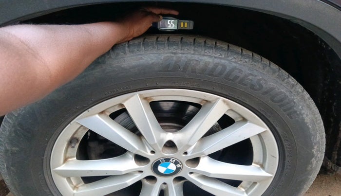 2016 BMW X5 XDRIVE 30 D, Diesel, Automatic, 1,17,533 km, tyre