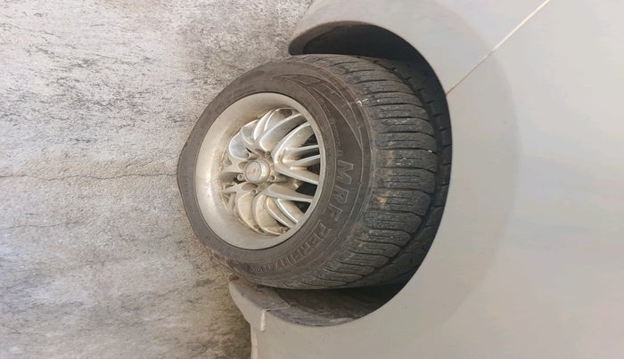 2012 Maruti Ertiga VDI, Diesel, Manual, 1,75,000 km, tyre