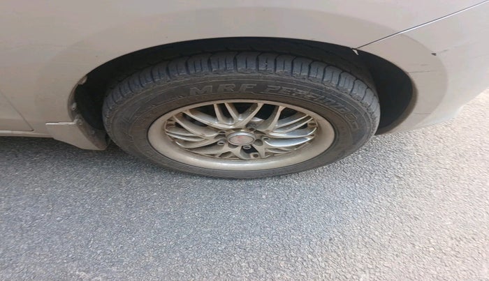 2012 Maruti Ertiga VDI, Diesel, Manual, 1,75,000 km, tyre