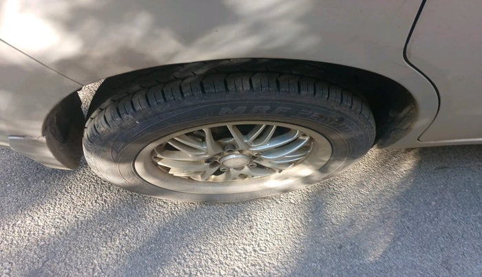 2012 Maruti Ertiga VDI, Diesel, Manual, 1,75,000 km, tyre