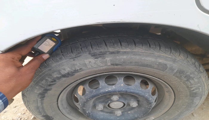 2021 Maruti Alto LXI, Petrol, Manual, 32,469 km, tyre