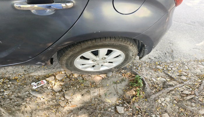 2012 Hyundai i20 ASTA 1.2, Petrol, Manual, 62,294 km, tyre