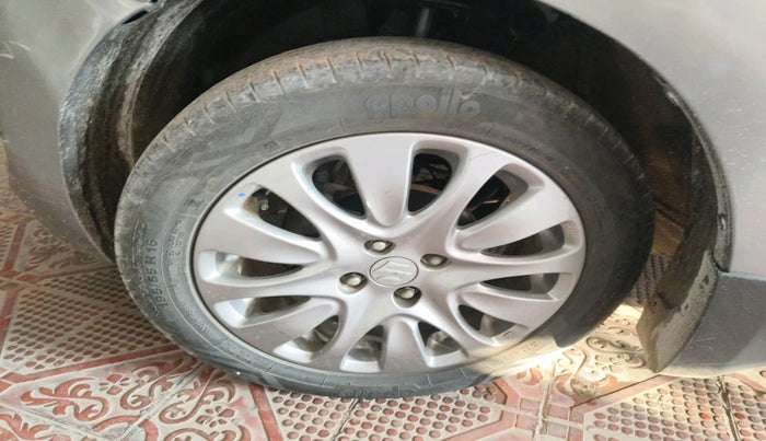 2017 Maruti Baleno ALPHA PETROL 1.2, Petrol, Manual, 32,731 km, tyre