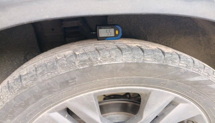 2019 KIA SELTOS HTX 1.5 DIESEL, Diesel, Manual, 2,10,241 km, tyre