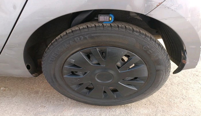2012 Hyundai i20 MAGNA 1.2, Petrol, Manual, 89,326 km, tyre