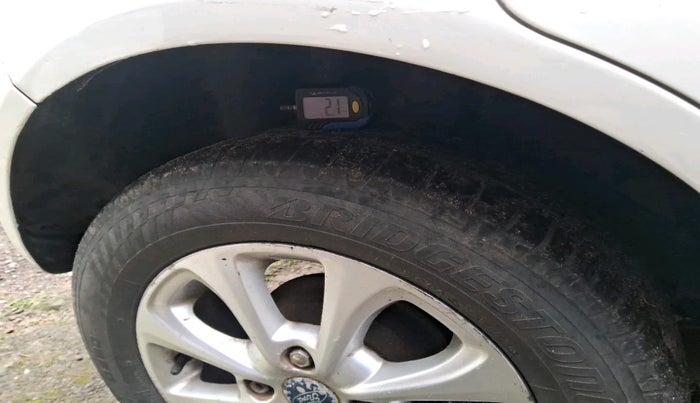 2011 Ford Figo LXI 1.4 DIESEL, Diesel, Manual, 1,10,072 km, tyre