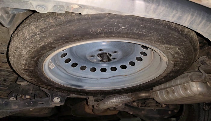 2024 Mahindra XUV700 AX7 Petrol MT 7 STR, Petrol, Manual, 15,288 km, tyre