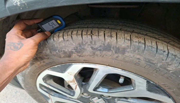 2023 Maruti FRONX ALPHA 1.0L TURBO MT DUAL TONE, Petrol, Manual, 18,700 km, tyre