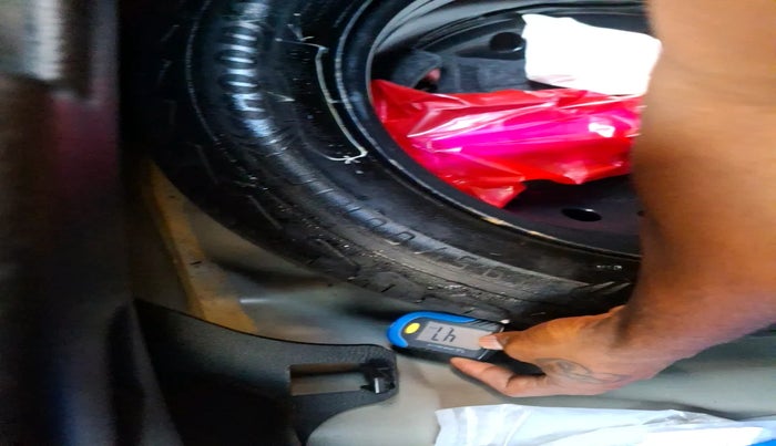 2023 Maruti FRONX ALPHA 1.0L TURBO MT DUAL TONE, Petrol, Manual, 18,700 km, tyre