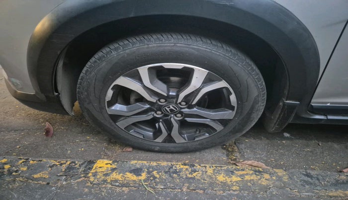 2017 Honda WR-V 1.2L I-VTEC VX MT, Petrol, Manual, 51,667 km, tyre