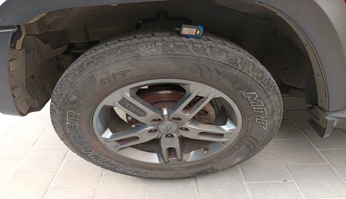 2022 Mahindra Thar LX D AT 4WD HT, Diesel, Automatic, 22,824 km, tyre