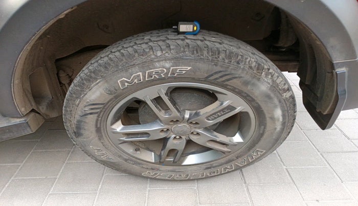 2022 Mahindra Thar LX D AT 4WD HT, Diesel, Automatic, 22,824 km, tyre