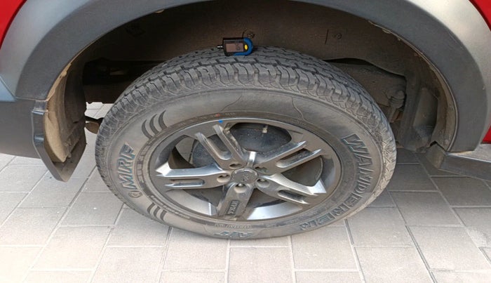 2022 Mahindra Thar LX D AT 4WD HT, Diesel, Automatic, 22,824 km, tyre