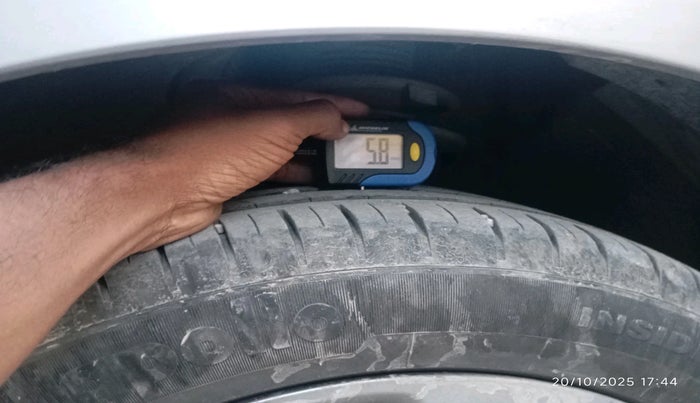 2017 Maruti Baleno ALPHA PETROL 1.2, Petrol, Manual, 31,660 km, tyre