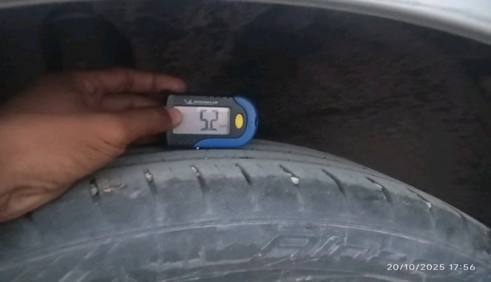 2017 Maruti Baleno ALPHA PETROL 1.2, Petrol, Manual, 31,660 km, tyre