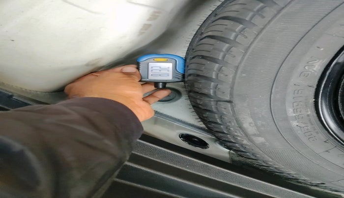 2018 Skoda Octavia L&K 1.8 TSI AT, Petrol, Automatic, 45,473 km, tyre