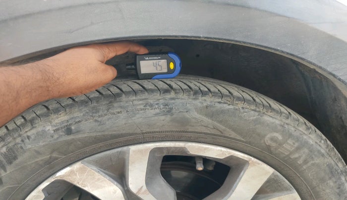 2017 Honda WR-V 1.5L I-DTEC VX MT, Diesel, Manual, 1,51,150 km, tyre