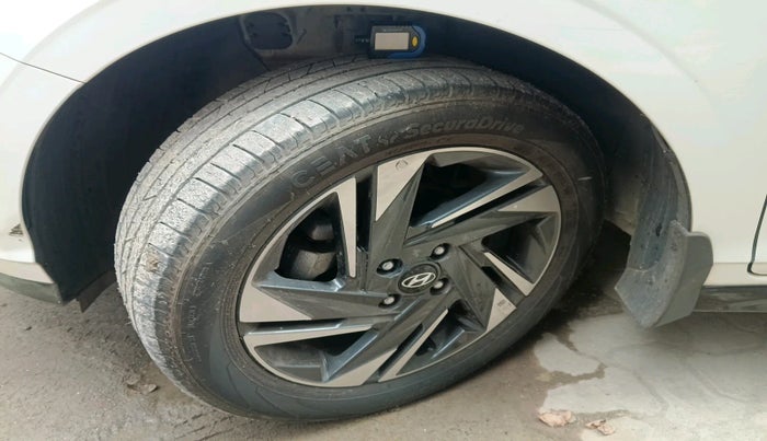 2023 Hyundai NEW I20 ASTA 1.2 MT, Petrol, Manual, 10,771 km, tyre