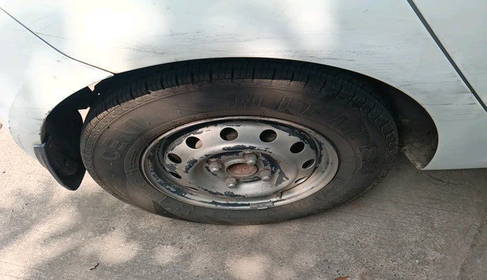 2010 Hyundai i10 ERA 1.1, Petrol, Manual, 84,865 km, tyre