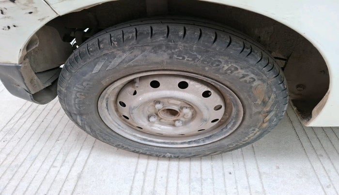 2014 Maruti Celerio LXI, Petrol, Manual, 79,656 km, tyre