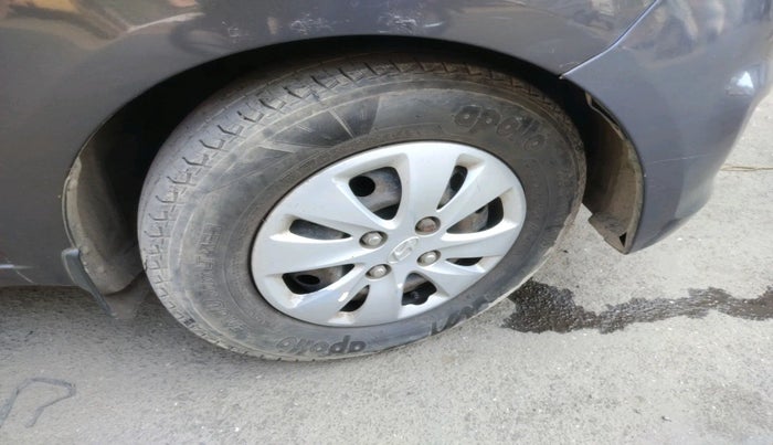 2012 Hyundai i10 SPORTZ 1.2, Petrol, Manual, 63,463 km, tyre