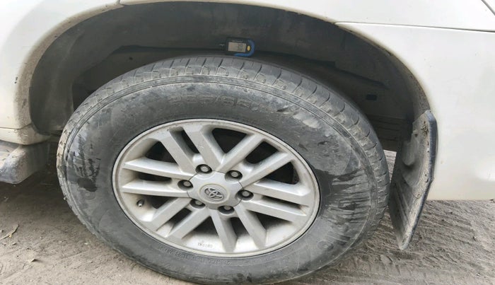 2014 Toyota Fortuner 3.0 4X2 MT, Diesel, Manual, 1,53,126 km, tyre