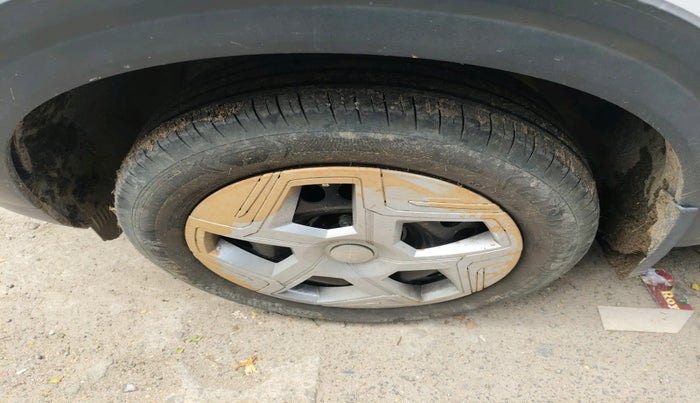 2024 Tata NEXON SMART+ SUNROOF 1.2 PETROL, Petrol, Manual, 19,684 km, tyre