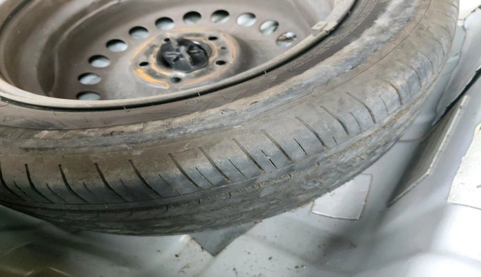 2024 Tata NEXON SMART+ SUNROOF 1.2 PETROL, Petrol, Manual, 19,684 km, tyre