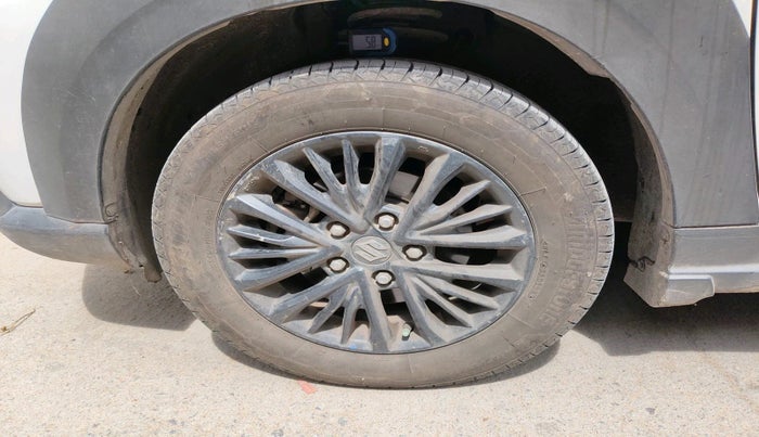 2021 Maruti XL6 ALPHA AT, Petrol, Automatic, 1,12,486 km, tyre