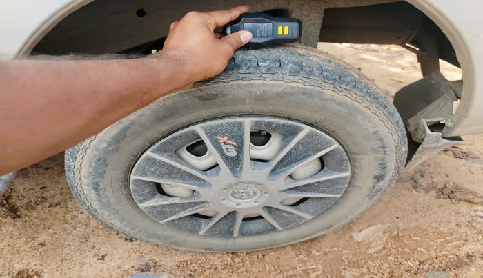 2020 Maruti Eeco 5 STR WITH A/C+HTR, Petrol, Manual, 54,528 km, tyre