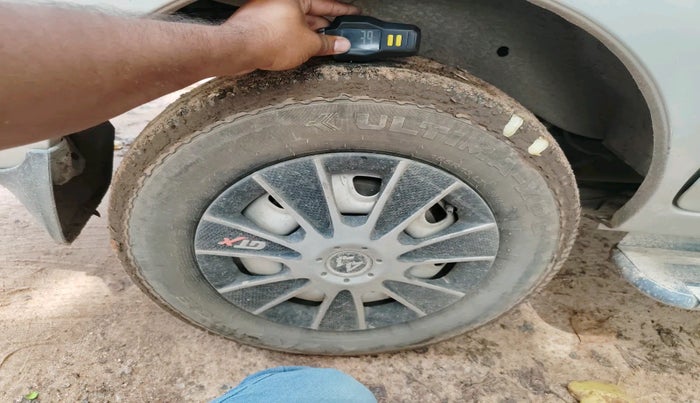 2020 Maruti Eeco 5 STR WITH A/C+HTR, Petrol, Manual, 54,528 km, tyre