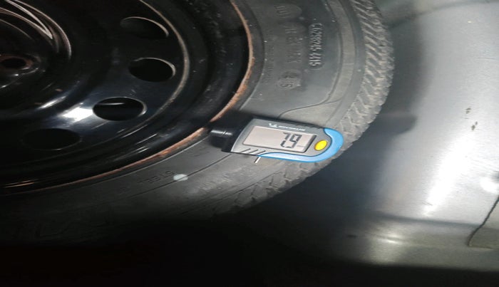 2015 Ford New Figo TREND 1.2 PETROL, Petrol, Manual, 86,394 km, tyre