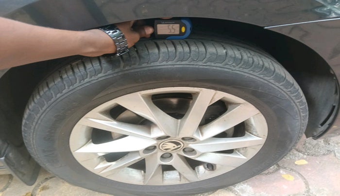 2022 Skoda SLAVIA Ambition Plus 1.0 TSI AT, Petrol, Automatic, 17,940 km, tyre