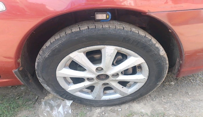 2011 Tata Indica EV2 LX, Diesel, Manual, 1,44,837 km, tyre