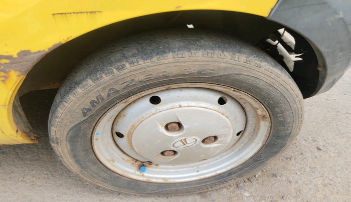 2011 Tata Nano LX, Petrol, Manual, 99,999 km, tyre