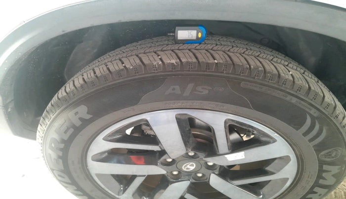 2021 Tata Safari XZA PLUS GOLD, Diesel, Automatic, 45,200 km, tyre