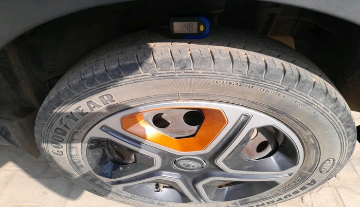 2019 Tata NEXON KRAZ MT PETROL, Petrol, Manual, 14,718 km, tyre