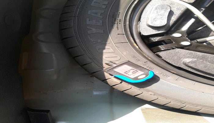 2019 Tata NEXON KRAZ MT PETROL, Petrol, Manual, 14,718 km, tyre