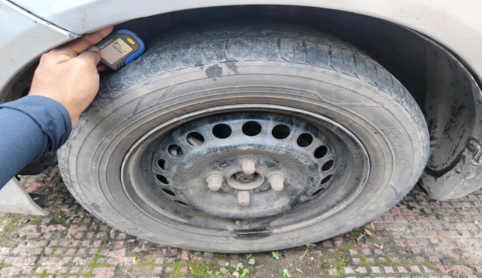 2016 Honda Amaze 1.5L I-DTEC S, Diesel, Manual, 1,07,749 km, tyre