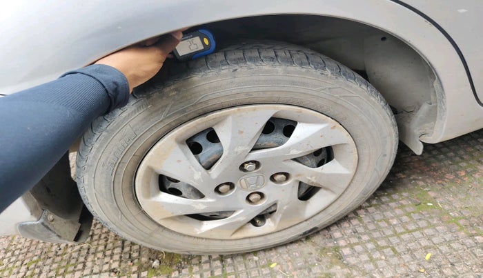 2016 Honda Amaze 1.5L I-DTEC S, Diesel, Manual, 1,07,749 km, tyre