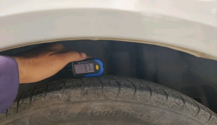 2016 Maruti Swift VXI O, Petrol, Manual, 1,19,780 km, tyre