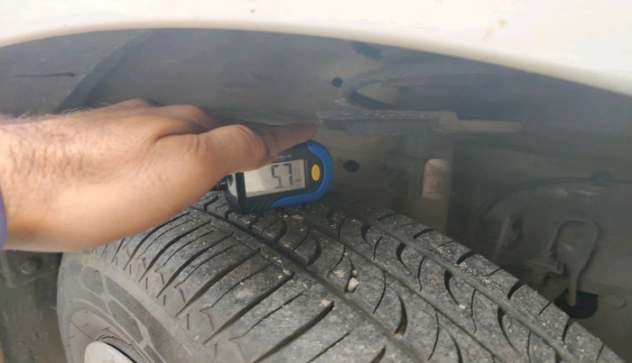 2016 Maruti Swift VXI O, Petrol, Manual, 1,19,780 km, tyre