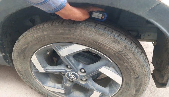 2019 Hyundai VENUE SX 1.4 CRDI, Diesel, Manual, 91,200 km, tyre