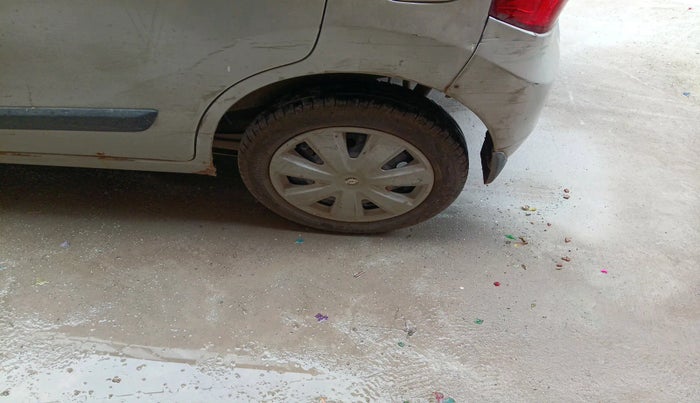 2014 Maruti Wagon R 1.0 VXI, Petrol, Manual, 82,574 km, tyre
