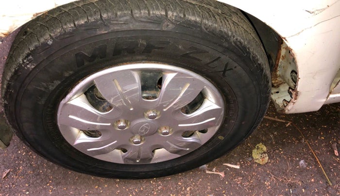 2010 Hyundai i10 MAGNA 1.2, Petrol, Manual, 75,936 km, tyre