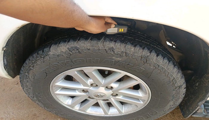 2014 Toyota Fortuner 3.0 4X2 MT, Diesel, Manual, 1,68,759 km, tyre