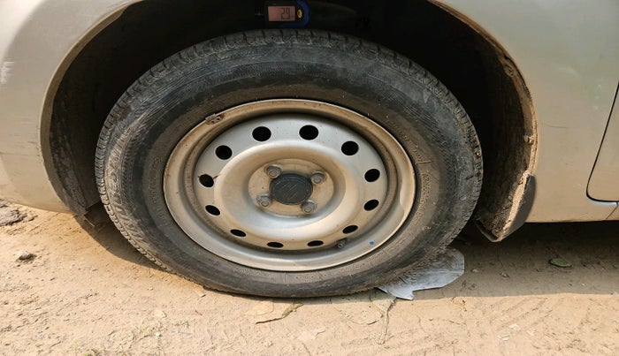 2019 Maruti Dzire LXI, Petrol, Manual, 91,535 km, tyre