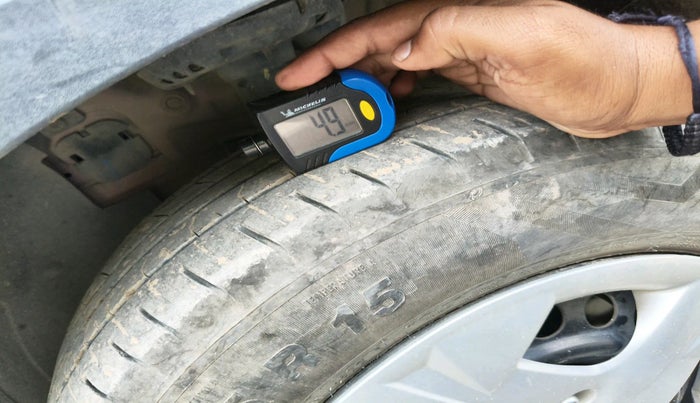 2022 Hyundai VENUE E 1.2, Petrol, Manual, 36,954 km, tyre